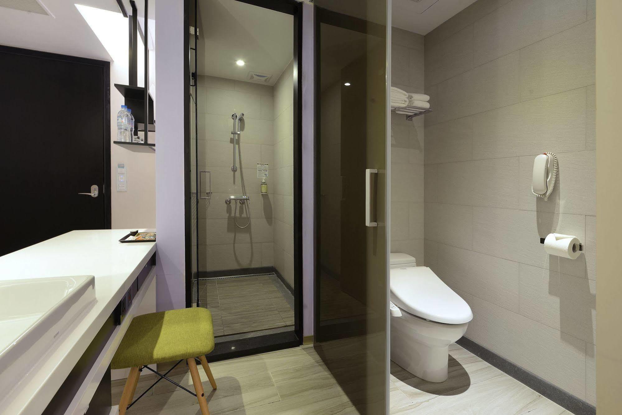 Uinn Business Hotel-Shihlin Đài Bắc Ngoại thất bức ảnh